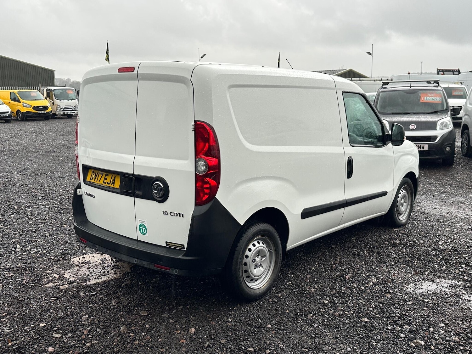 Used Vauxhall Combo 2017 for sale - 76952858: Photo 8