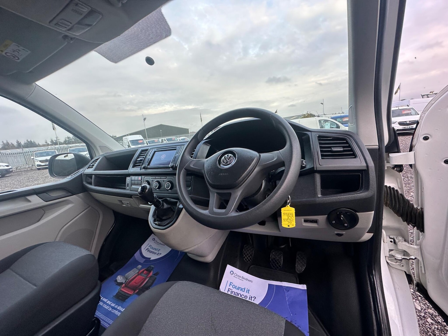 Used Volkswagen Transporter 2018 for sale - 76484773: Photo 13