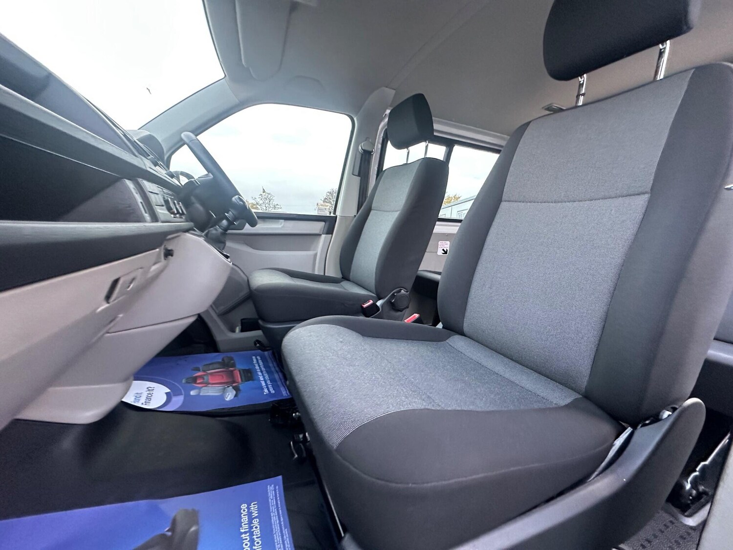 Used Volkswagen Transporter 2018 for sale - 76484773: Photo 22