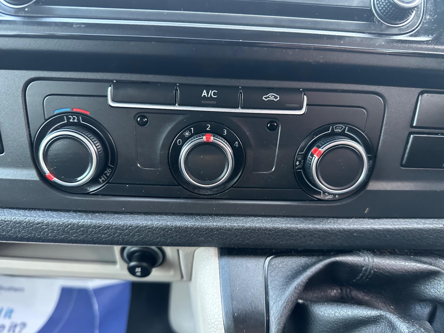 Used Volkswagen Transporter 2018 for sale - 76484773: Photo 25