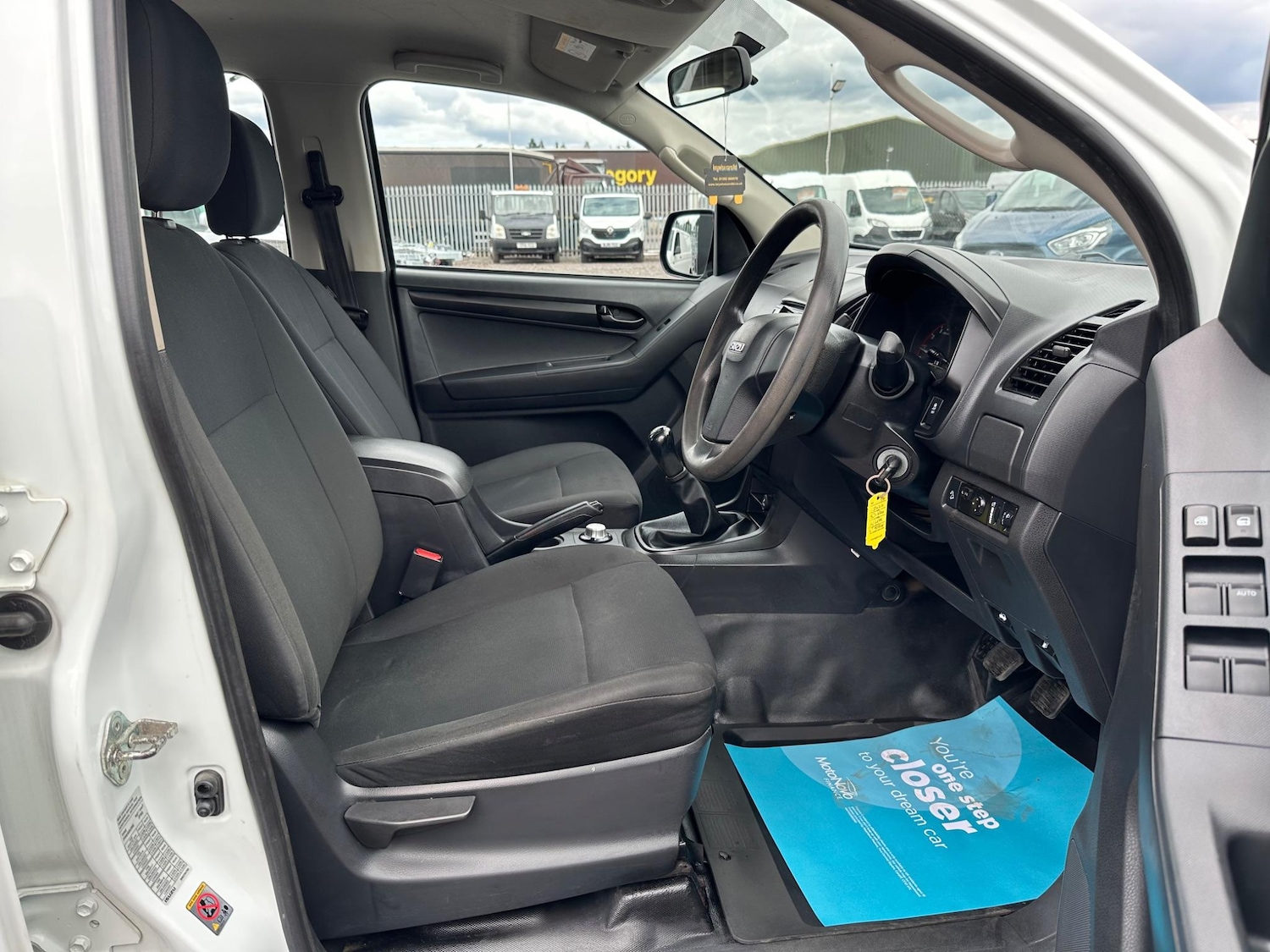 Used Isuzu D-Max 2020 for sale - 76989324: Photo 12