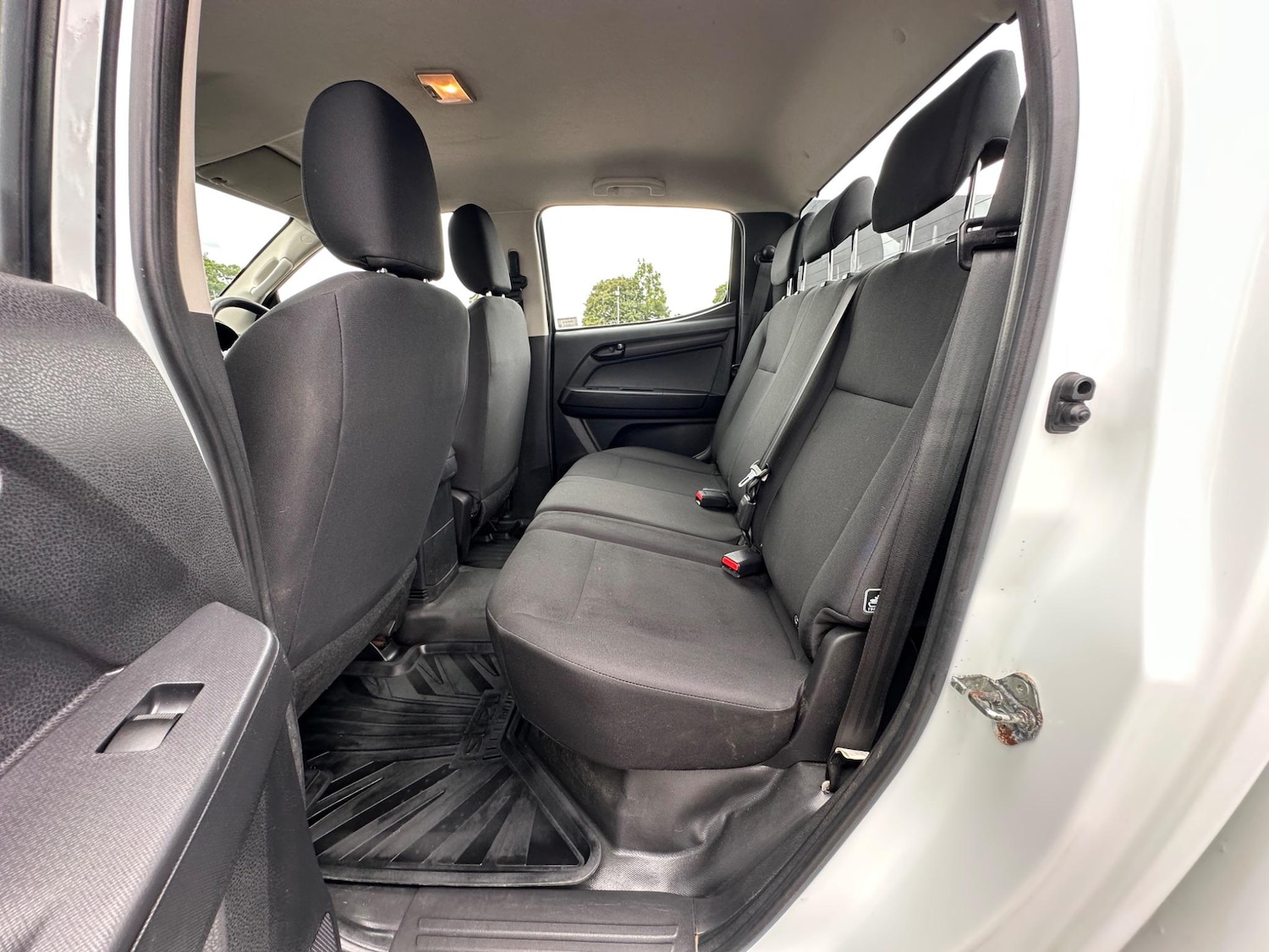 Used Isuzu D-Max 2020 for sale - 76989324: Photo 18