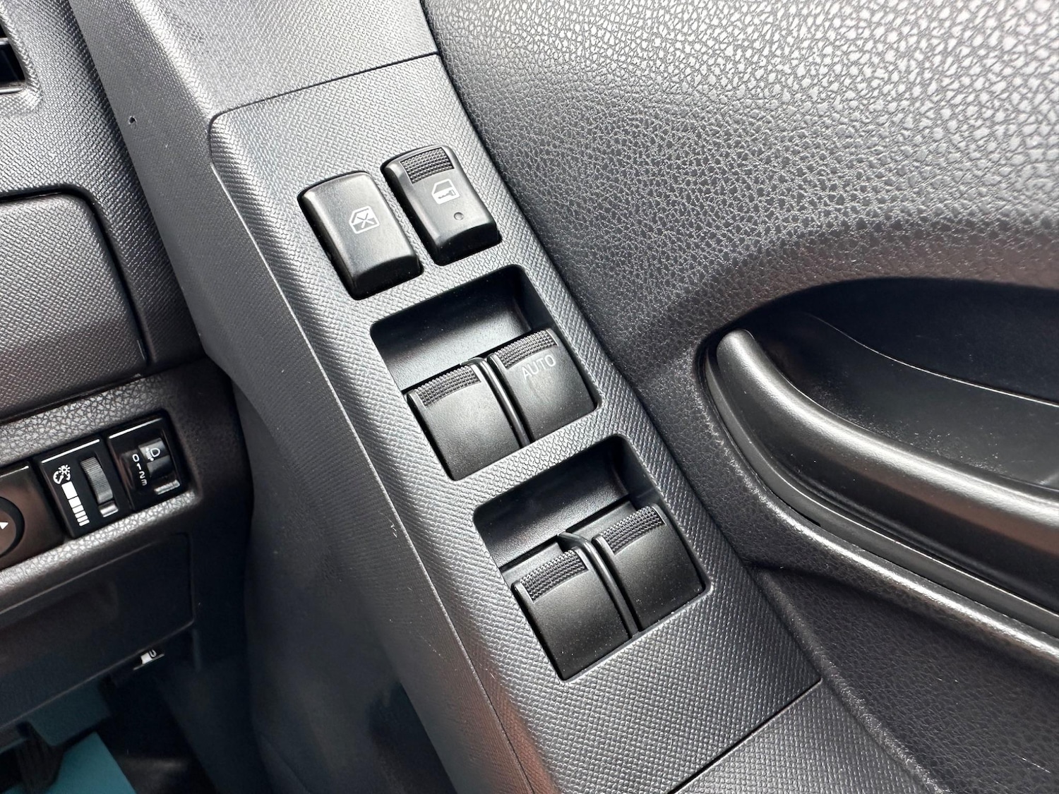 Used Isuzu D-Max 2020 for sale - 76989324: Photo 28