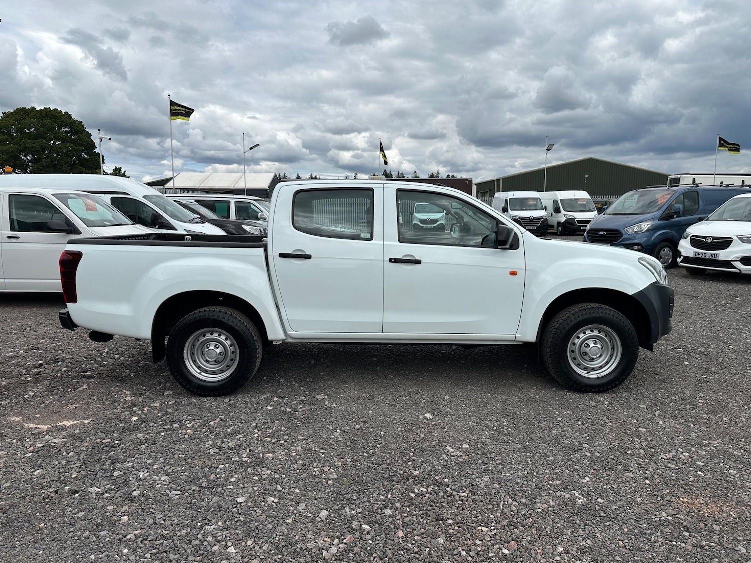 Used Isuzu D-Max 2020 for sale - 76989324: Photo 7