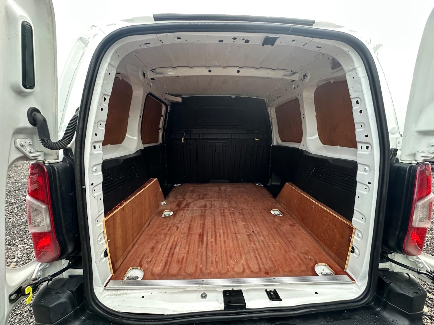 Used Peugeot Partner 2019 for sale - 76995120: Photo 17