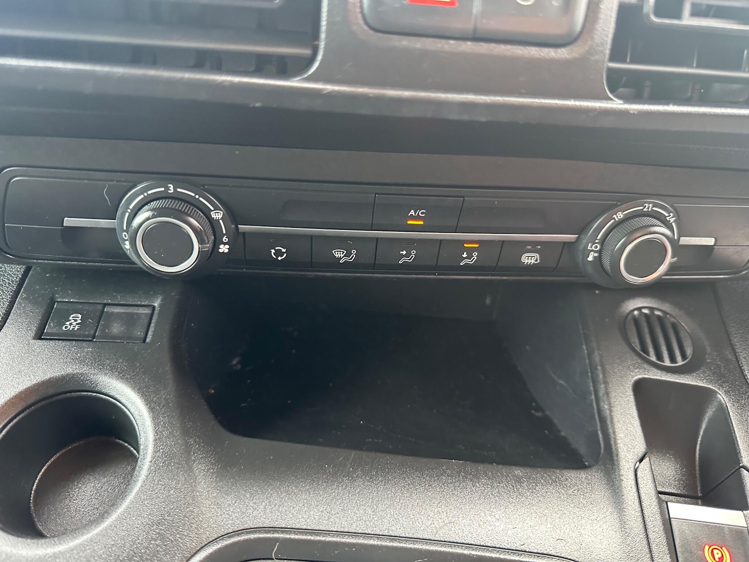 Used Peugeot Partner 2019 for sale - 76995120: Photo 24