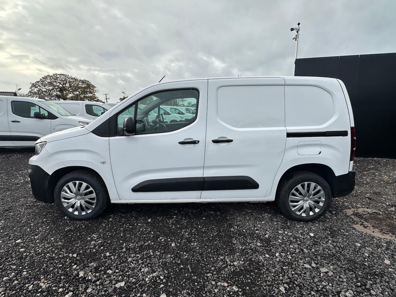 Used Peugeot Partner 2019 for sale - 76995120: Photo 6