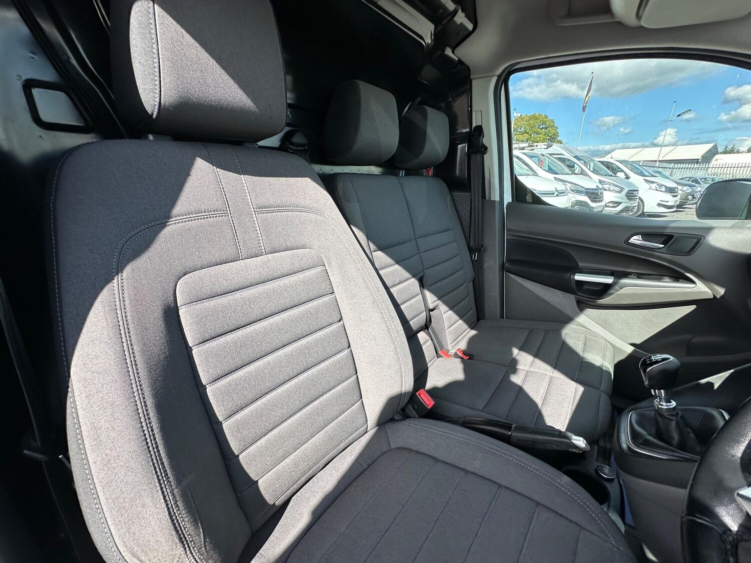 Used Ford Transit Connect 2019 for sale - 76109321: Photo 16