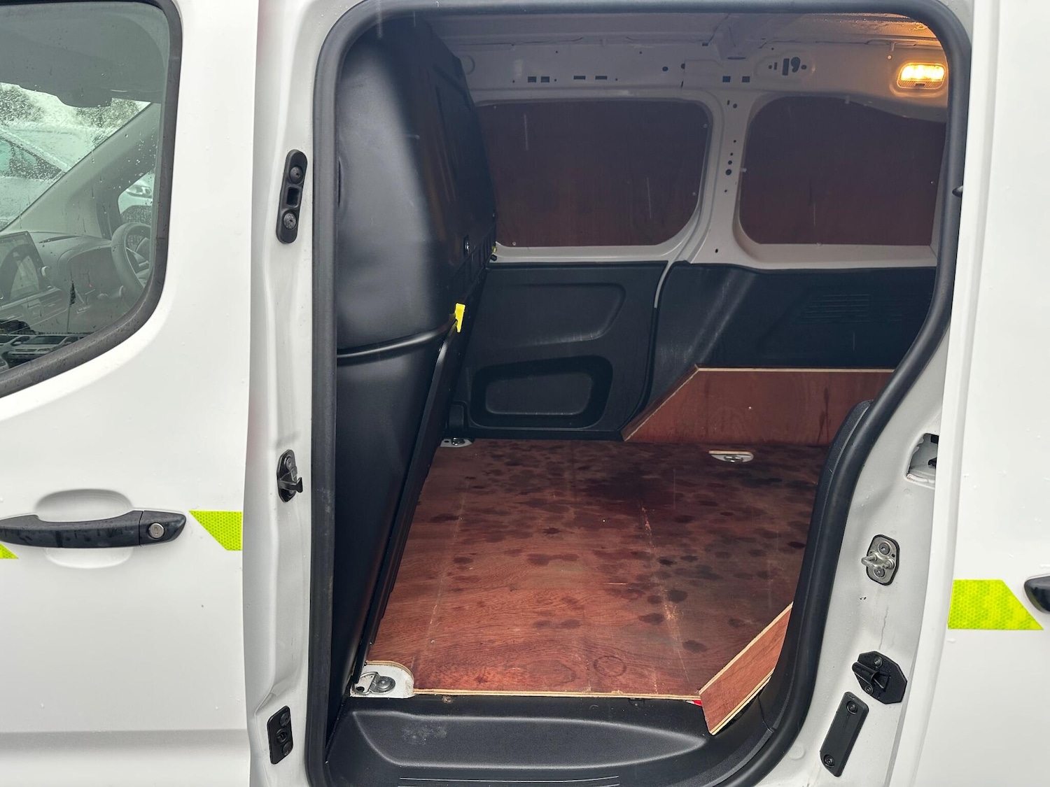 Used Citroen Berlingo 2020 for sale - 76952836: Photo 16