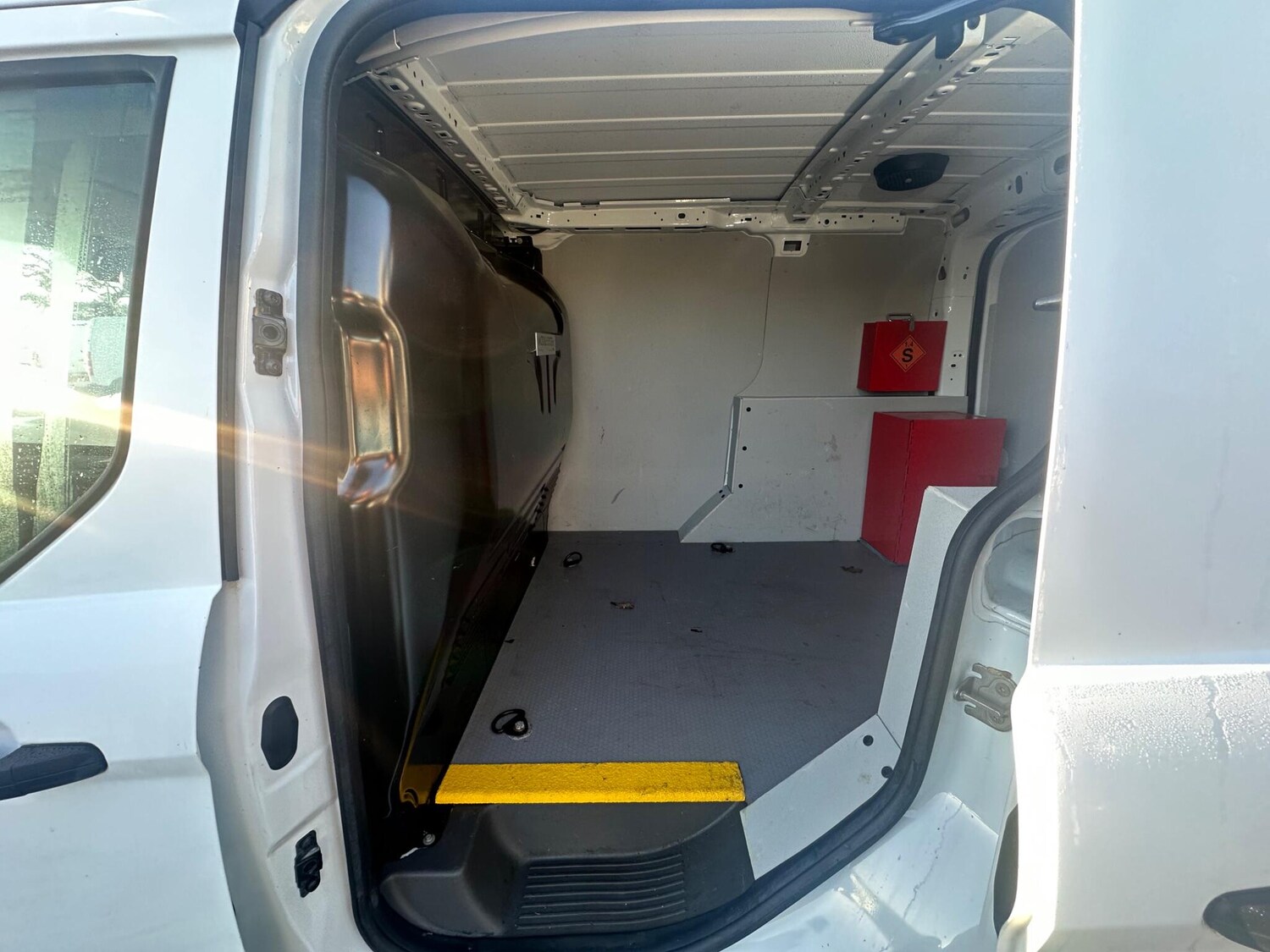 Used Ford Transit Connect 2019 for sale - 76689559: Photo 16