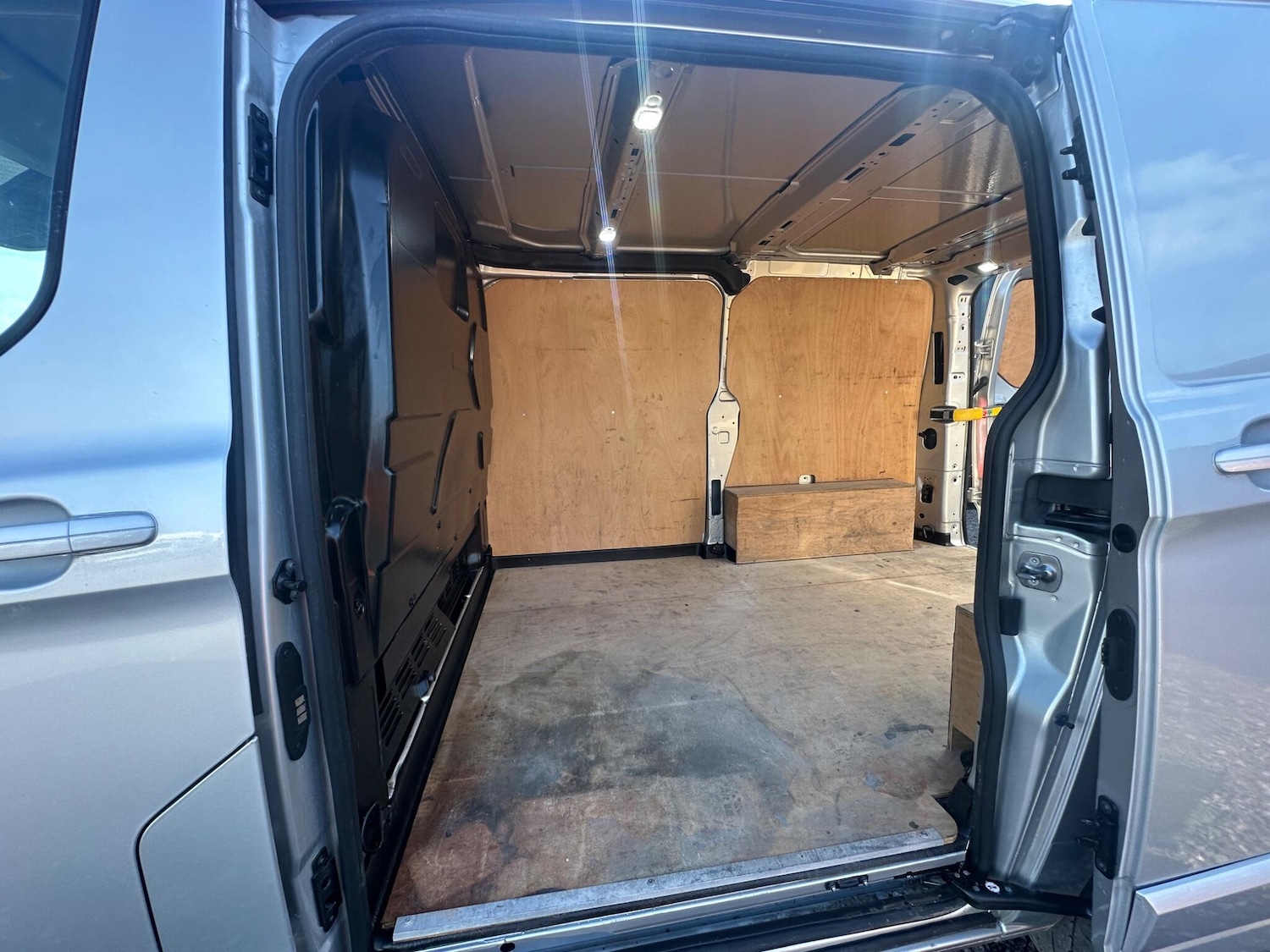 Used Ford Transit Custom 2022 for sale - 76152027: Photo 18