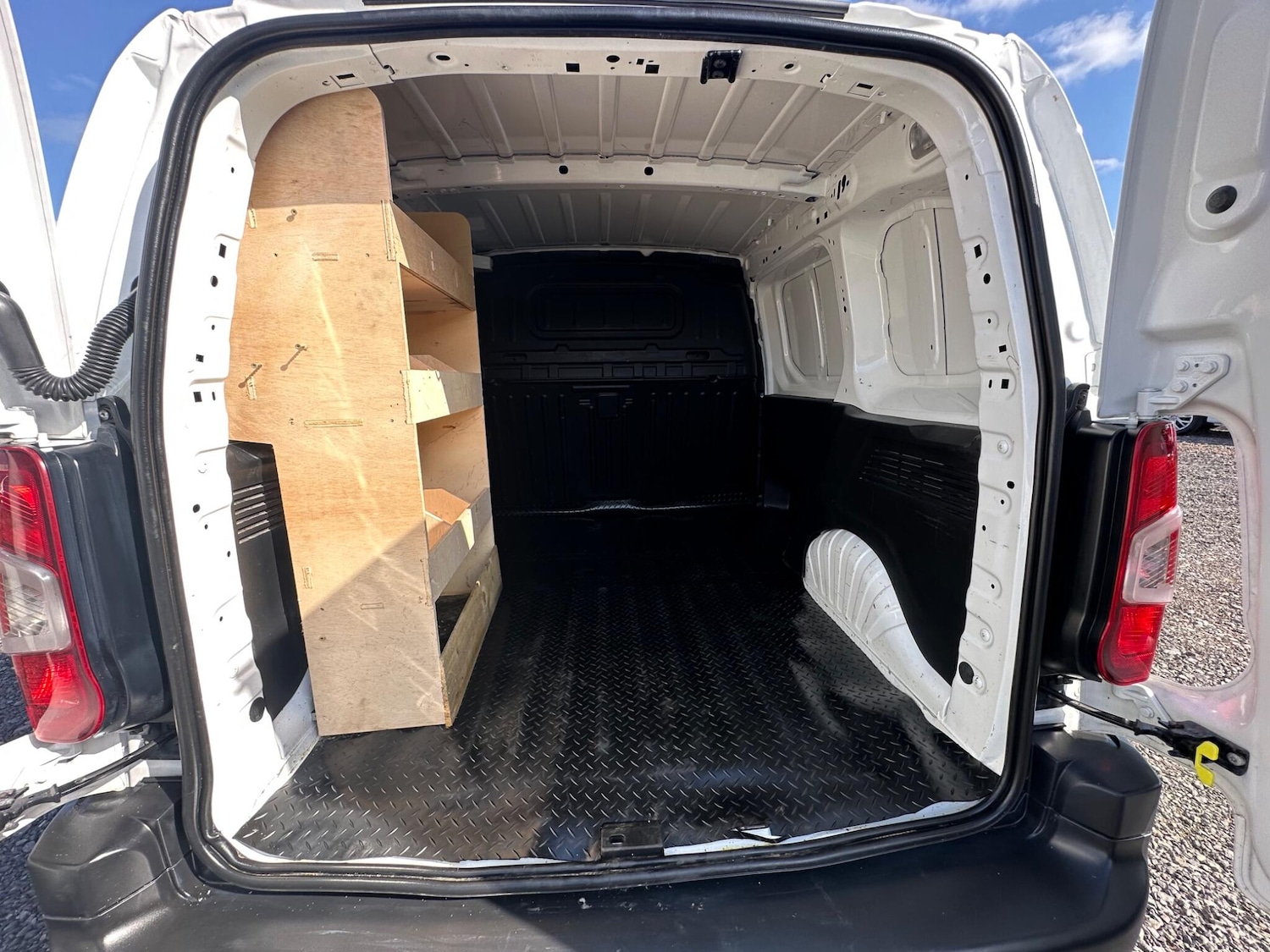 Vehicle 29