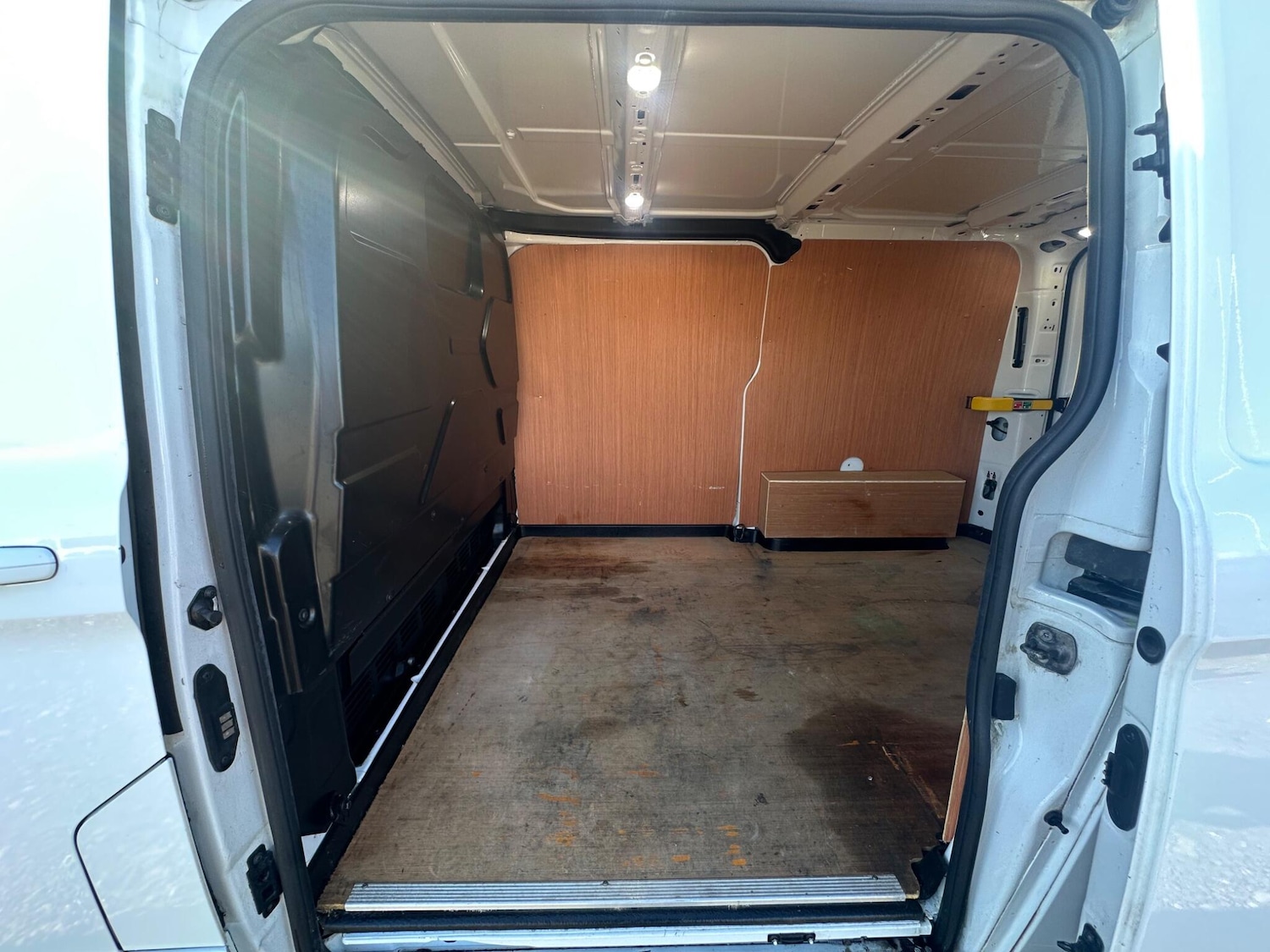 Used Ford Transit Custom 2022 for sale - 76989725: Photo 27