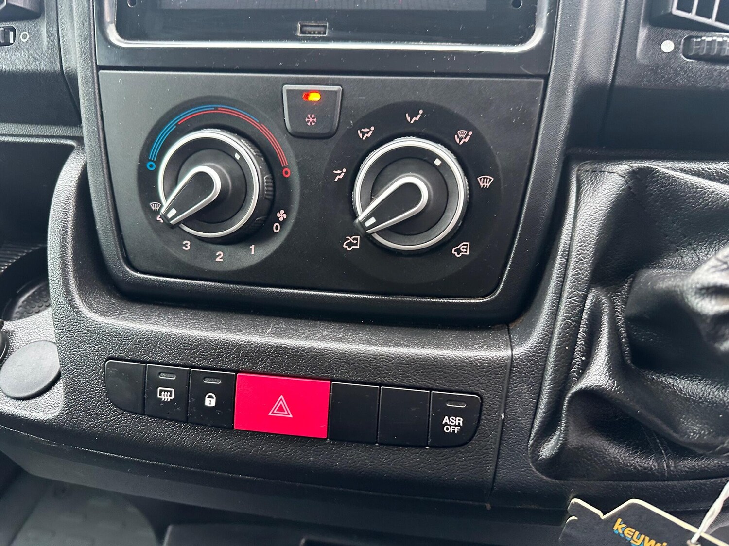 Used Peugeot Boxer 2023 for sale - 77510712: Photo 30