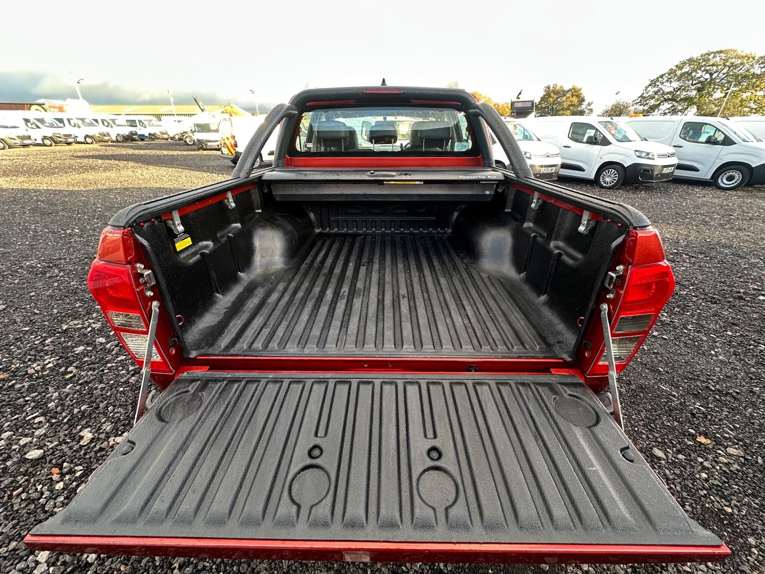 Used Isuzu D-Max 2018 for sale - 76327273: Photo 17