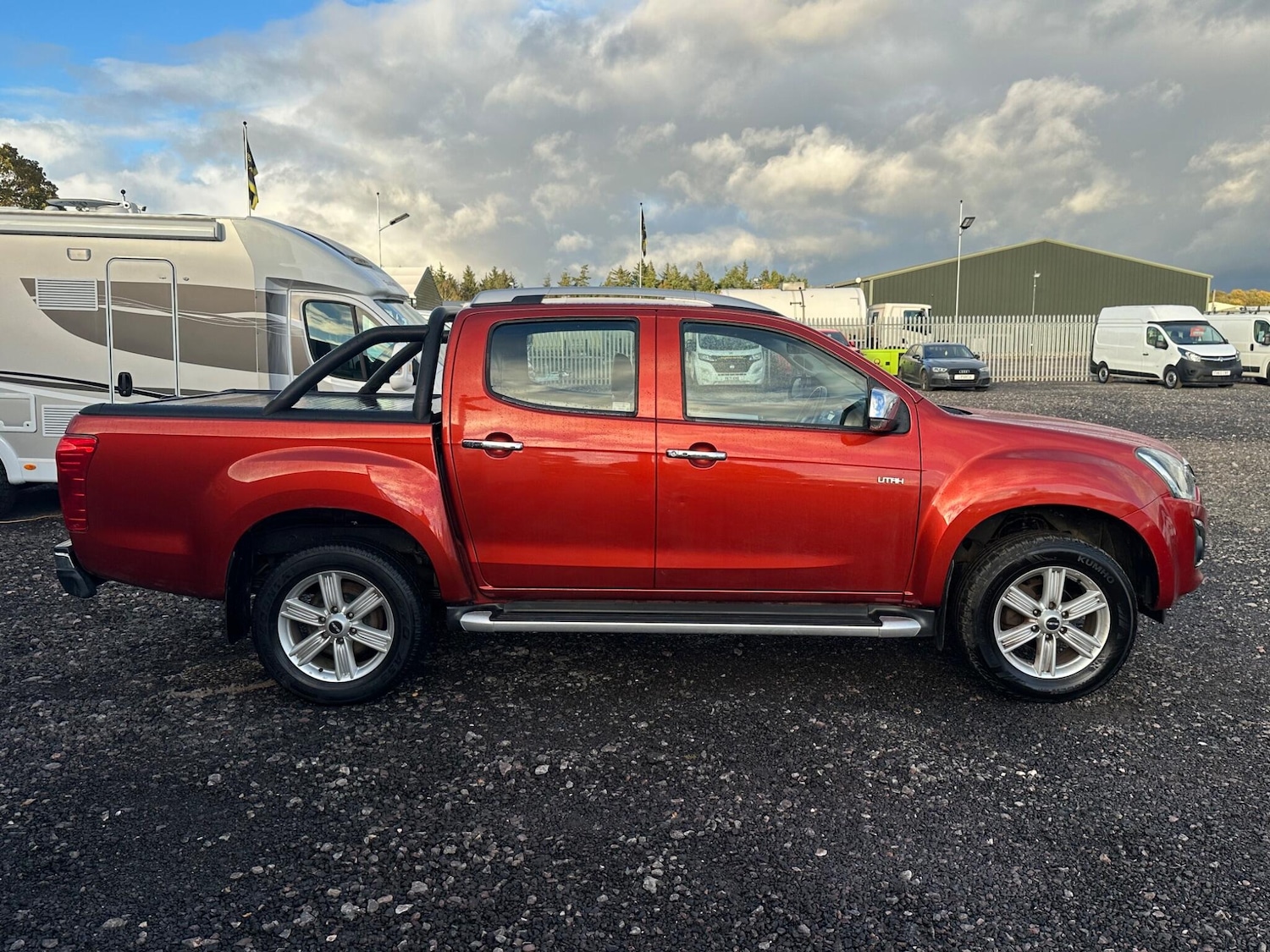 Used Isuzu D-Max 2018 for sale - 76327273: Photo 9
