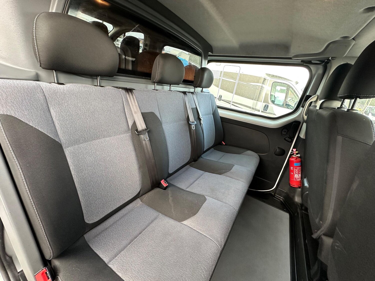 Used Vauxhall Vivaro for sale - 77574160: Photo 15