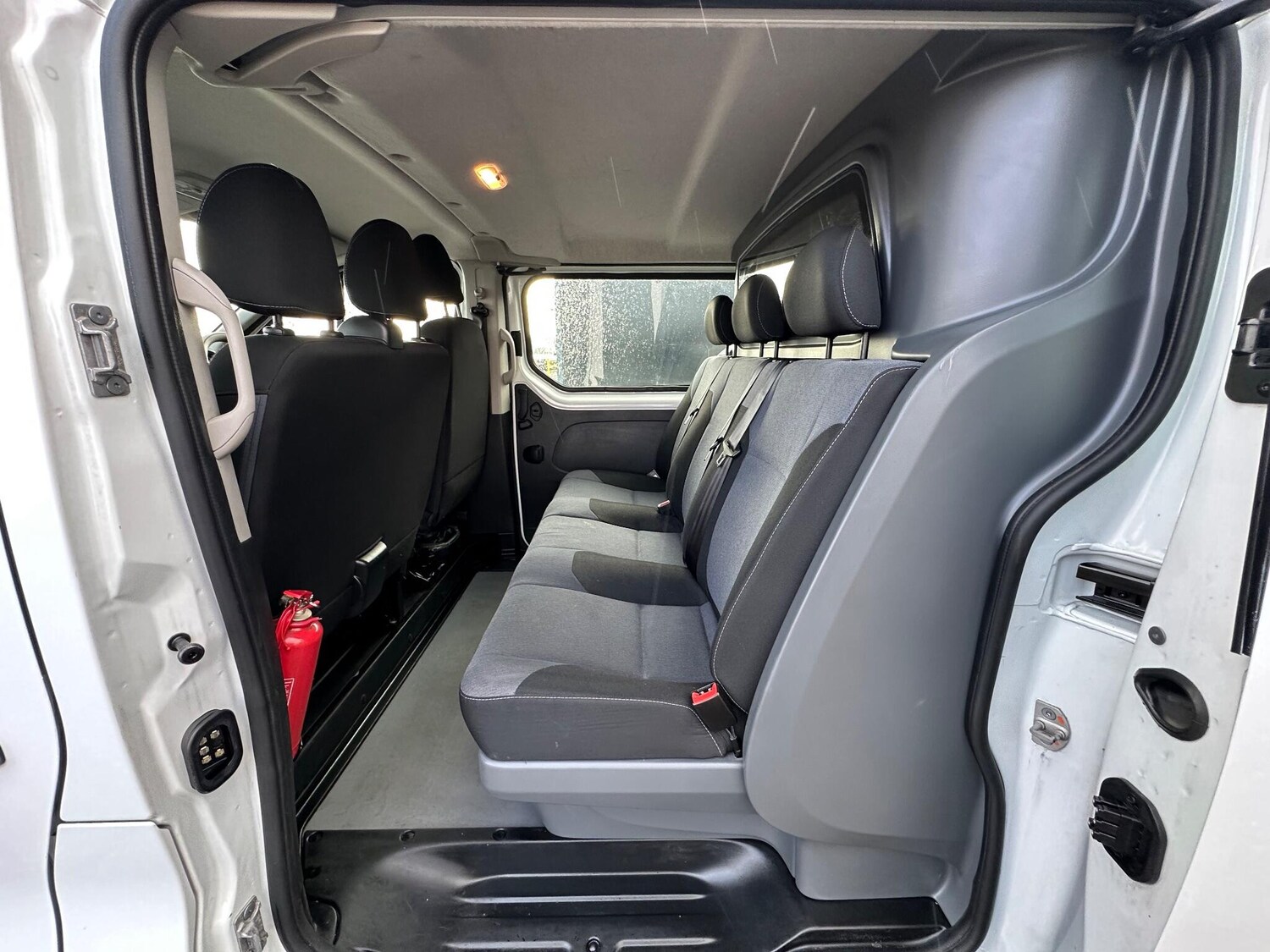 Used Vauxhall Vivaro for sale - 77574160: Photo 19