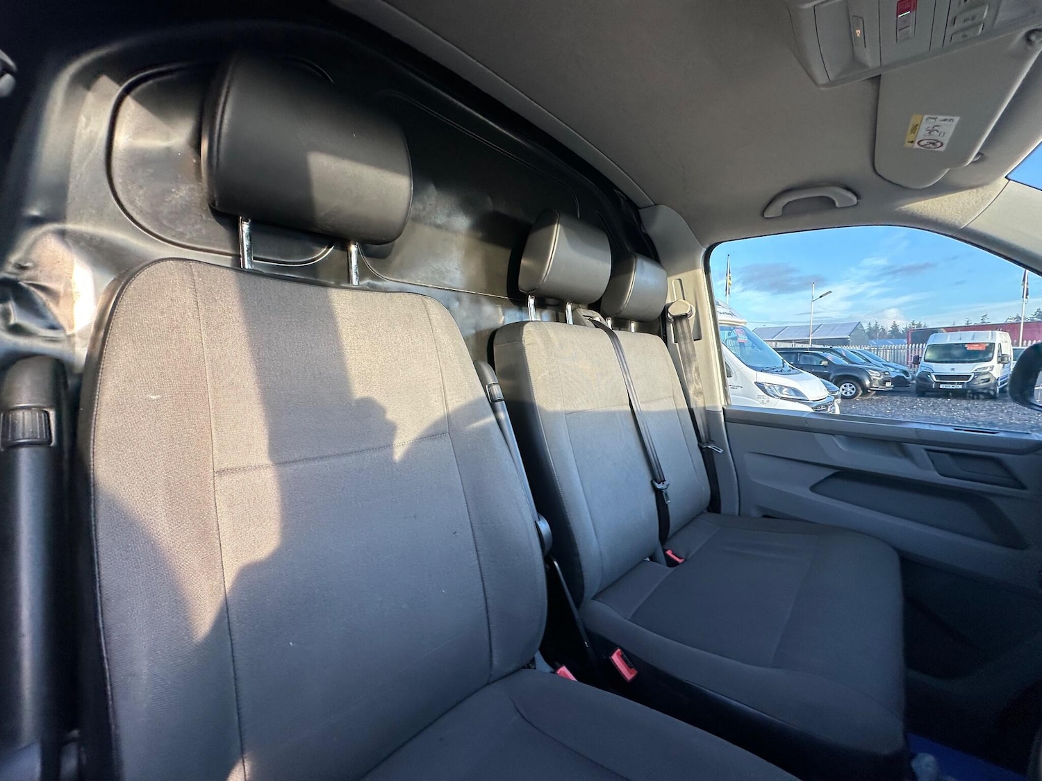 Used Volkswagen Transporter 2020 for sale - 77230603: Photo 16