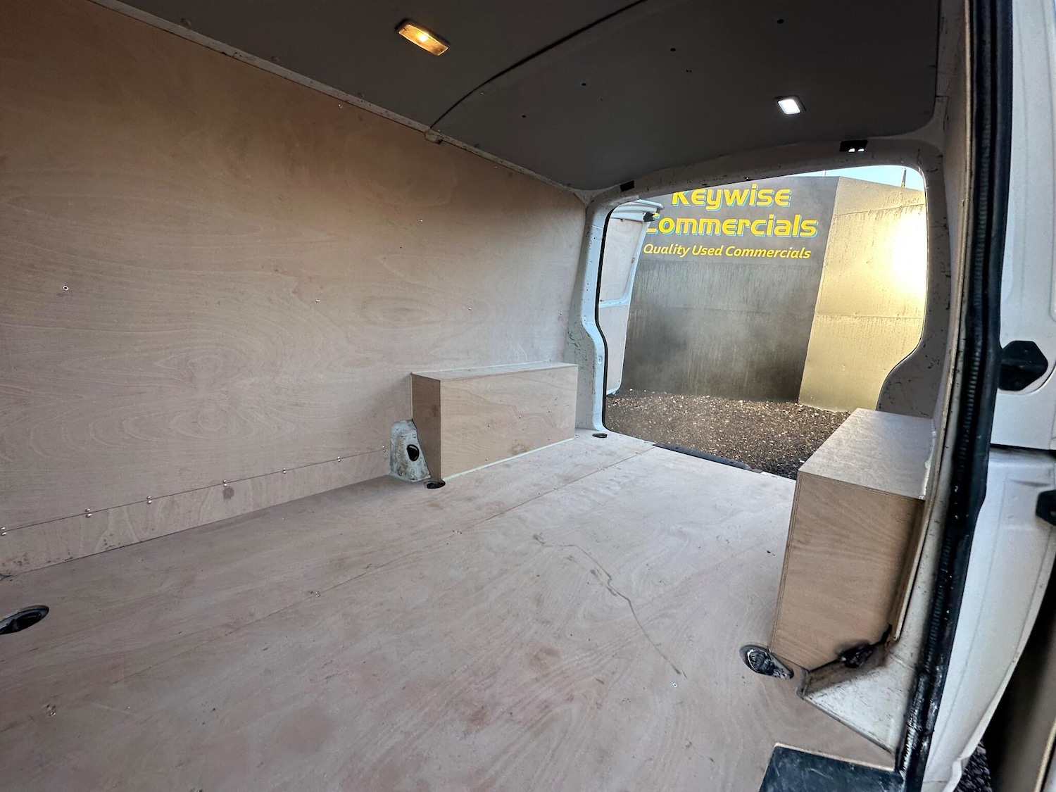 Used Volkswagen Transporter 2020 for sale - 77230603: Photo 19