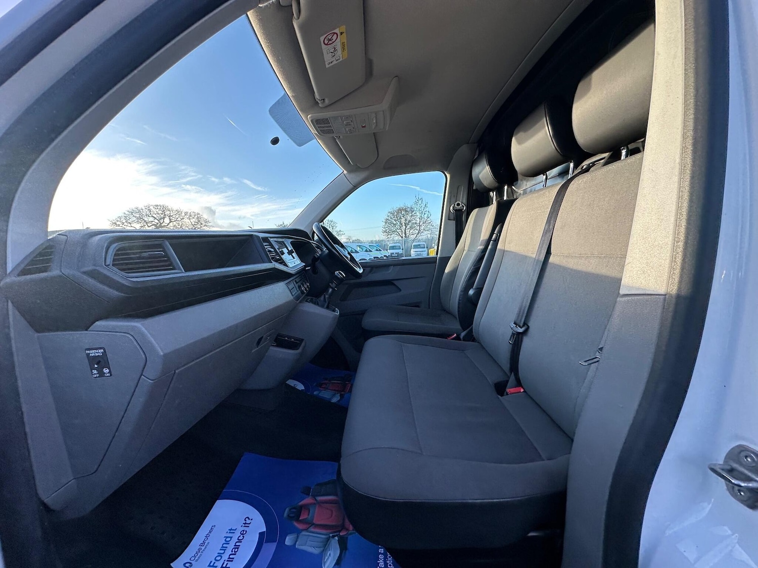 Used Volkswagen Transporter 2020 for sale - 77230603: Photo 21