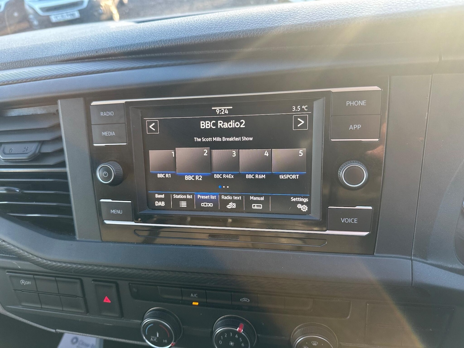 Used Volkswagen Transporter 2020 for sale - 77230603: Photo 23