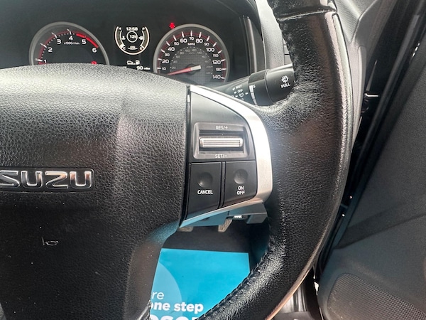 Used Isuzu D-Max 2018 for sale - 76283049: Photo 30