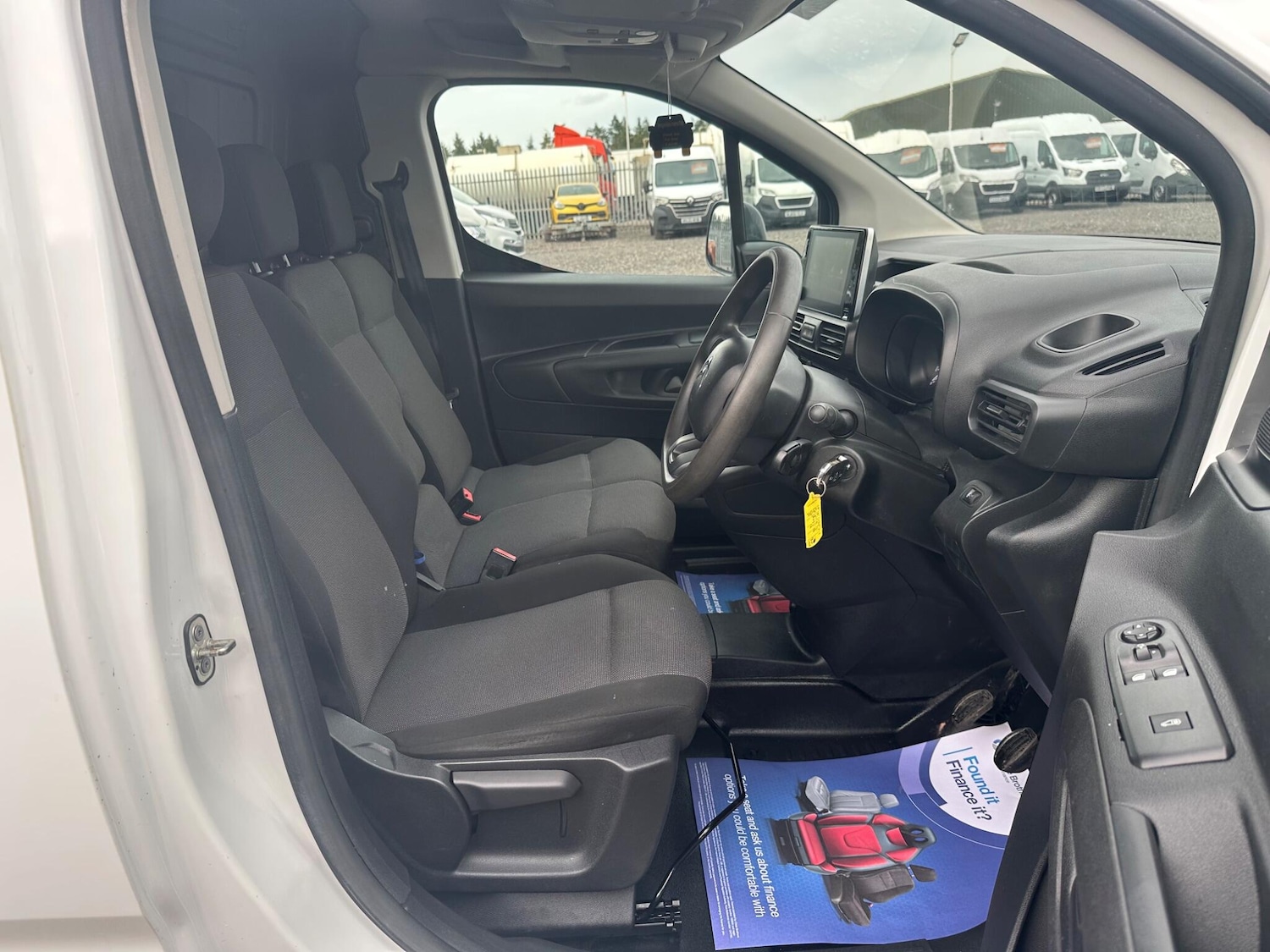 Used Citroen Berlingo 2020 for sale - 76997856: Photo 12