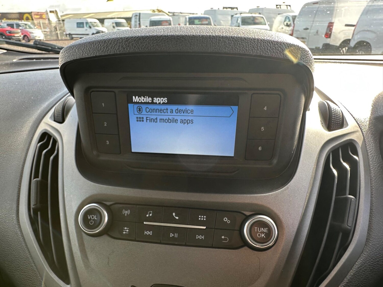 Used Ford Transit Courier 2019 for sale - 76995514: Photo 25