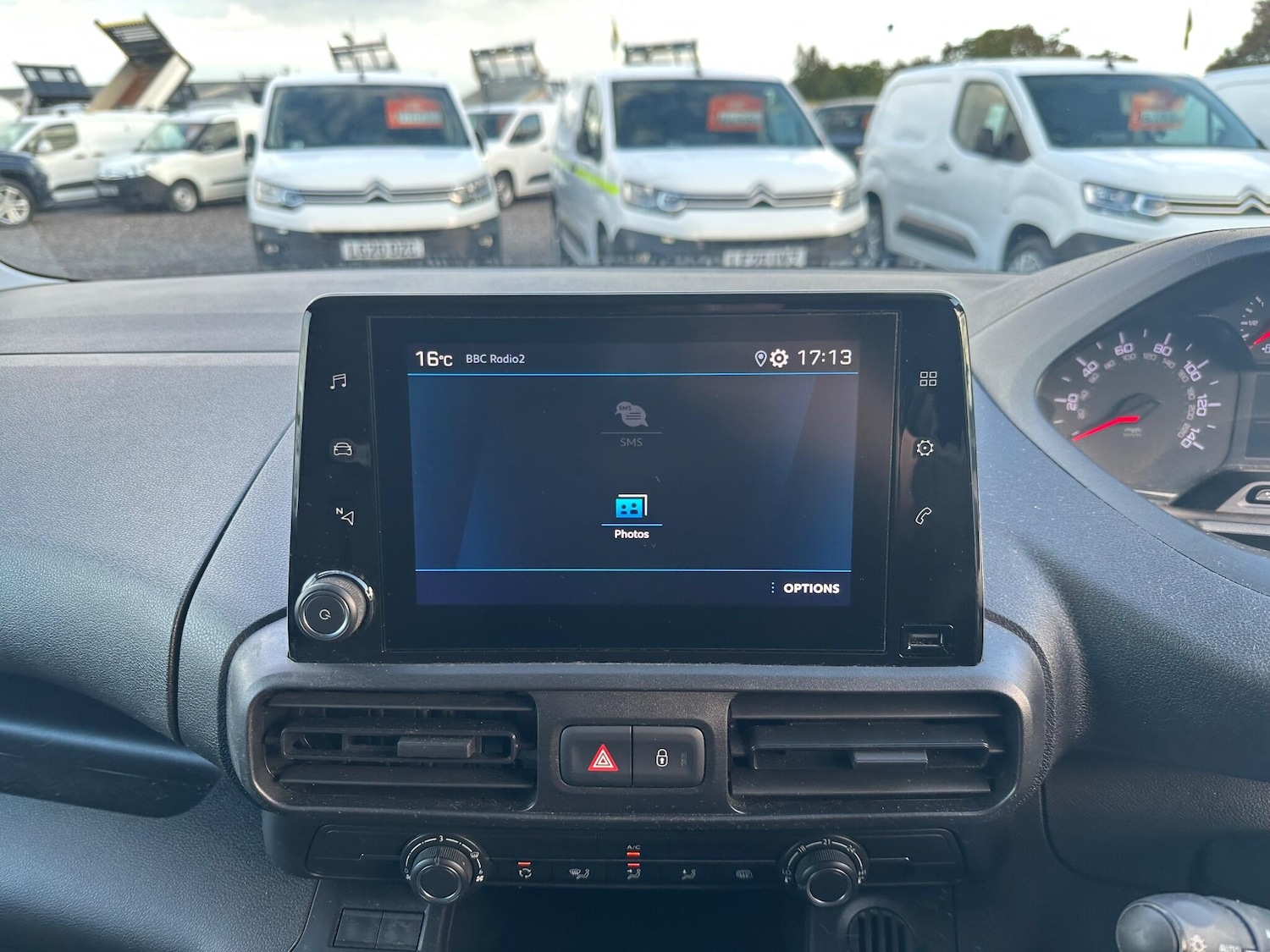 Used Peugeot Partner 2021 for sale - 77109280: Photo 22