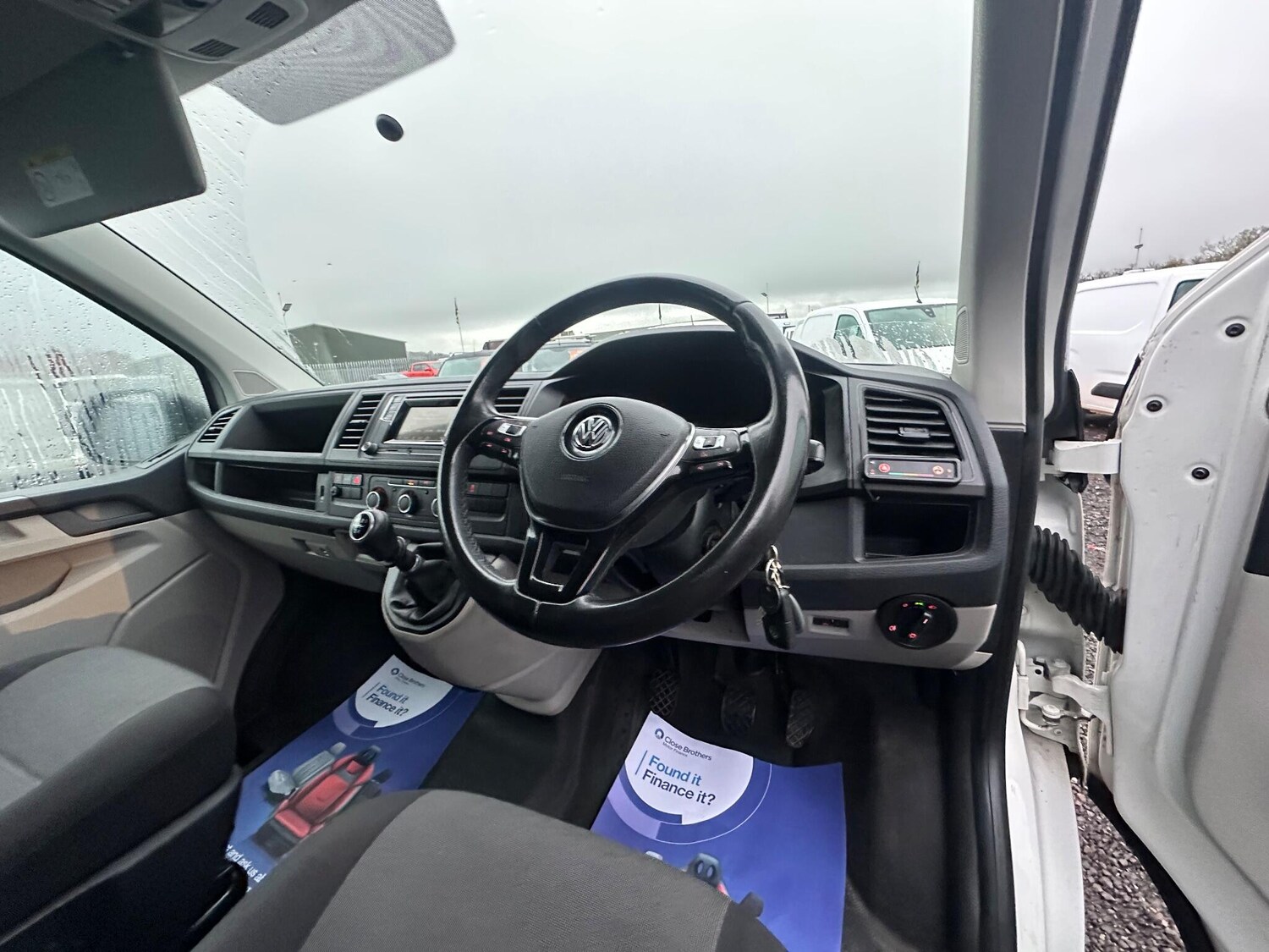 Used Volkswagen Transporter 2019 for sale - 76976532: Photo 13