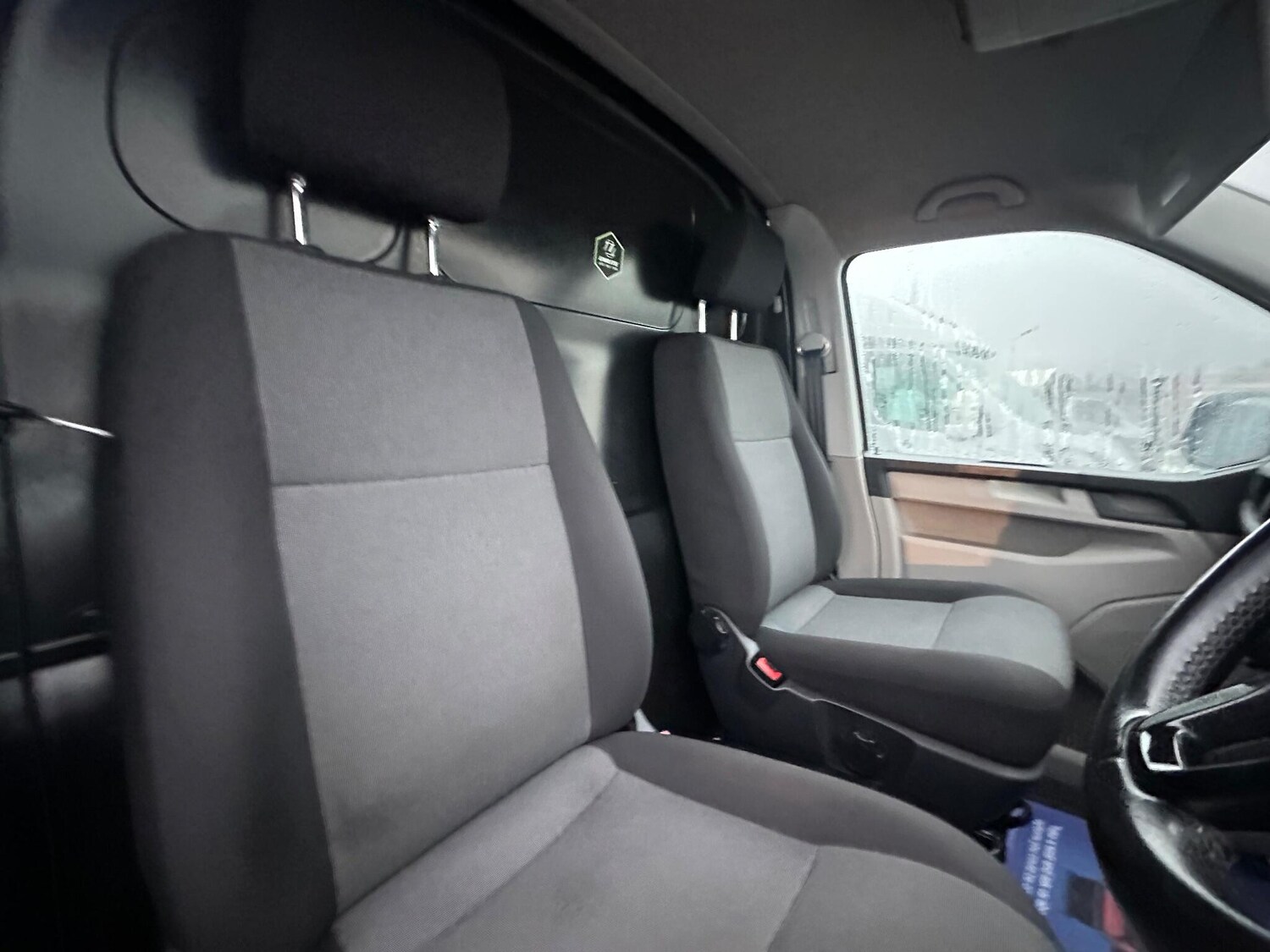 Used Volkswagen Transporter 2019 for sale - 76976532: Photo 16