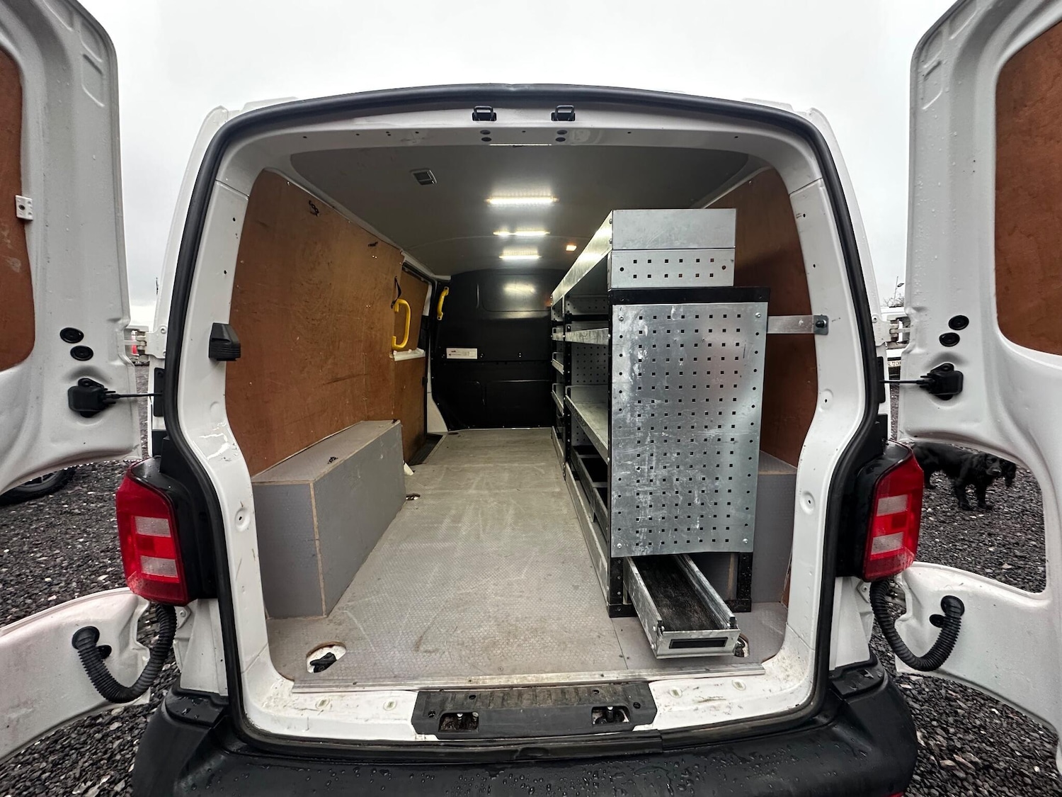 Used Volkswagen Transporter 2019 for sale - 76976532: Photo 17