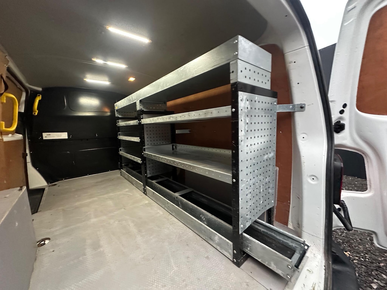 Used Volkswagen Transporter 2019 for sale - 76976532: Photo 18