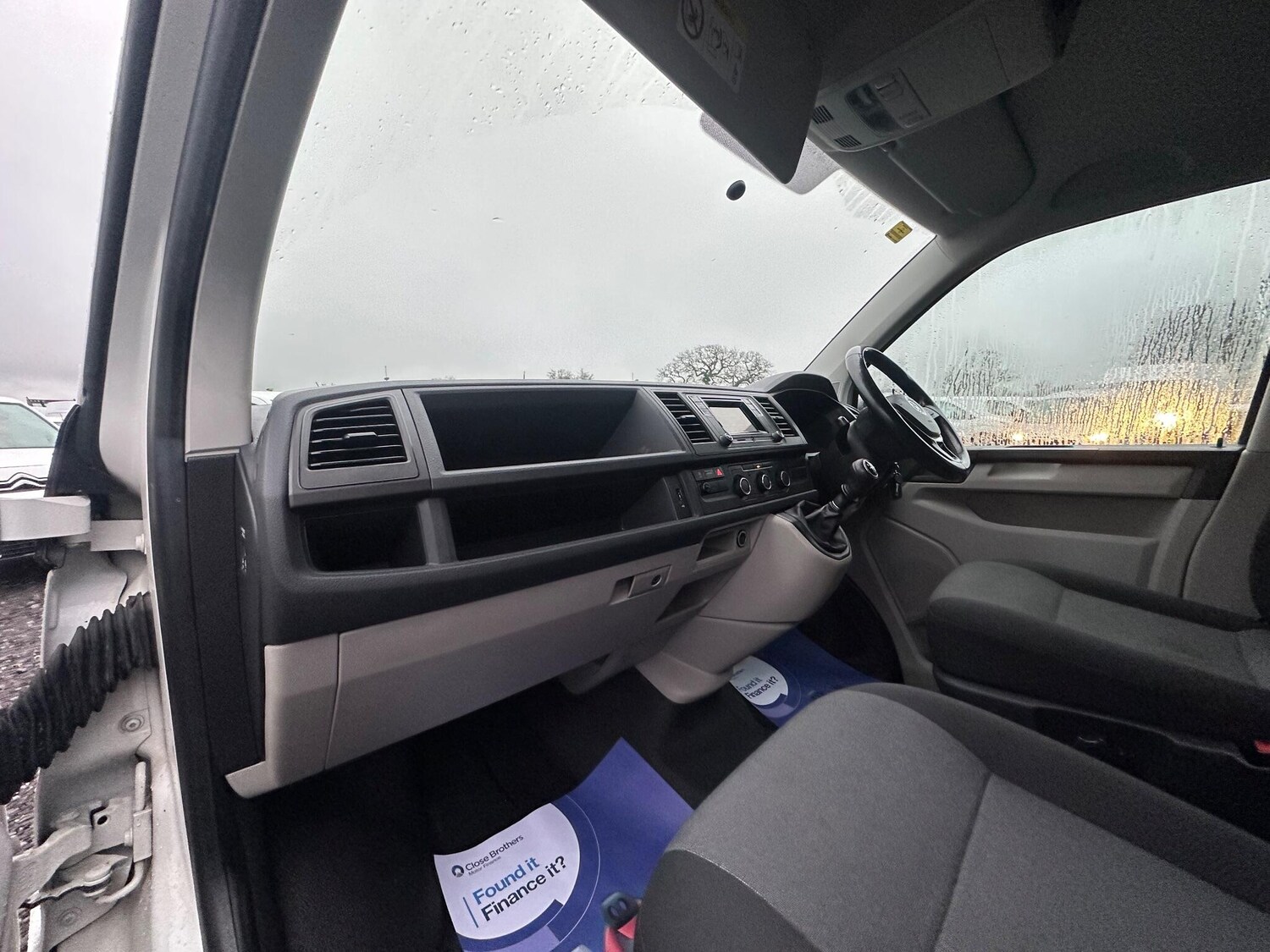 Used Volkswagen Transporter 2019 for sale - 76976532: Photo 23