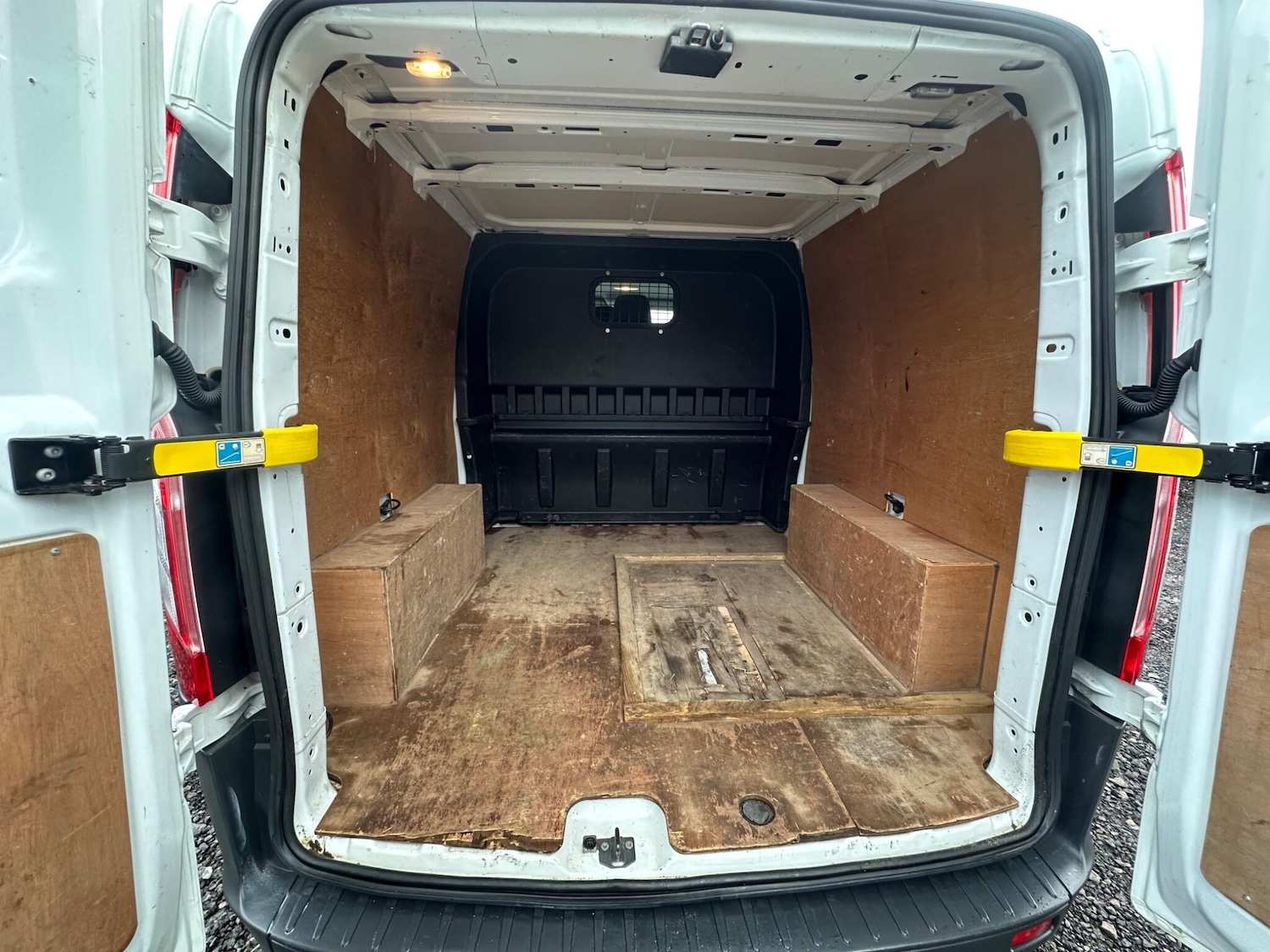 Used Ford Transit Custom 2017 for sale - 76432552: Photo 17