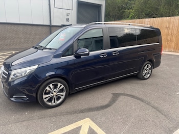 Used Mercedes-Benz V-Class 2017 for sale - 79372638: Photo