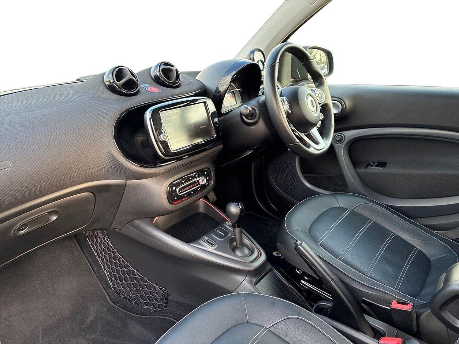 Used smart fortwo 2021 for sale - 76831972: Photo 7