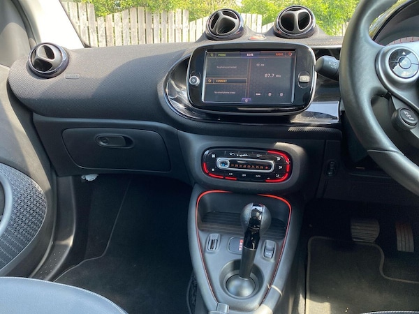 Used smart fortwo 2022 for sale - 76324638: Photo 12