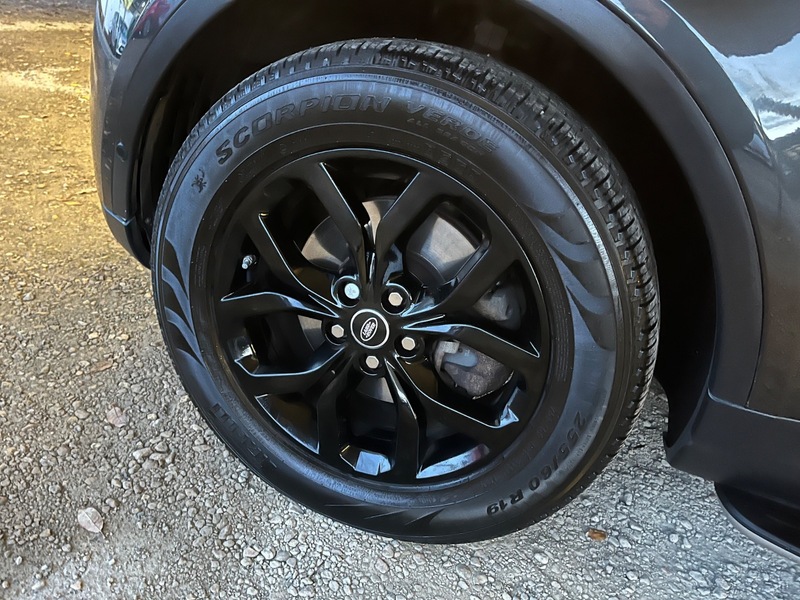 Used Land Rover Discovery 2020 for sale - 76910802: Photo 3