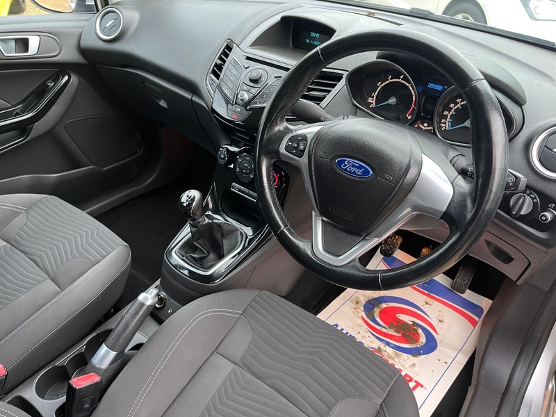 Used Ford Fiesta 2013 for sale - 76863622: Photo 8