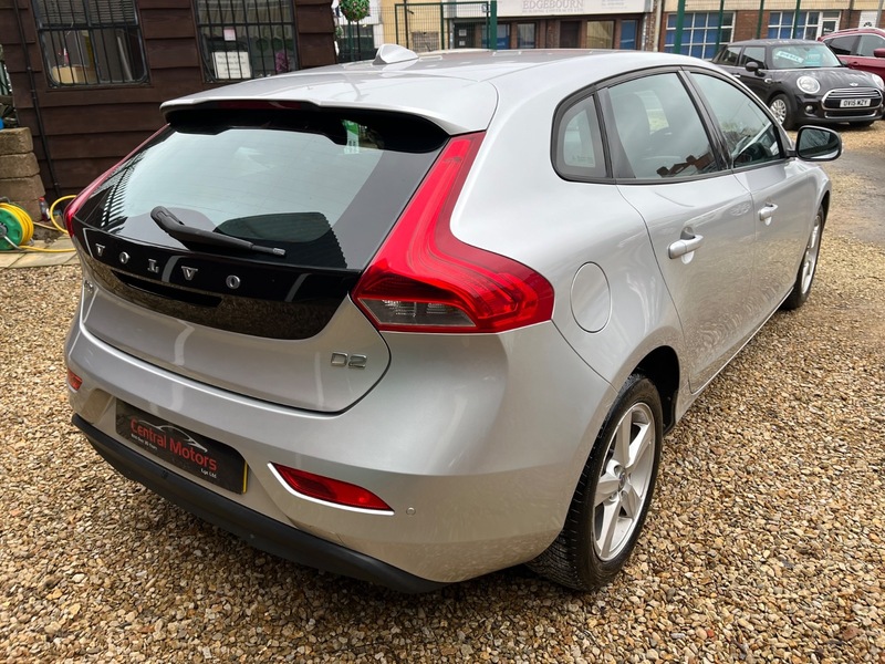 Used Volvo V40 2013 for sale - 77328833: Photo 14