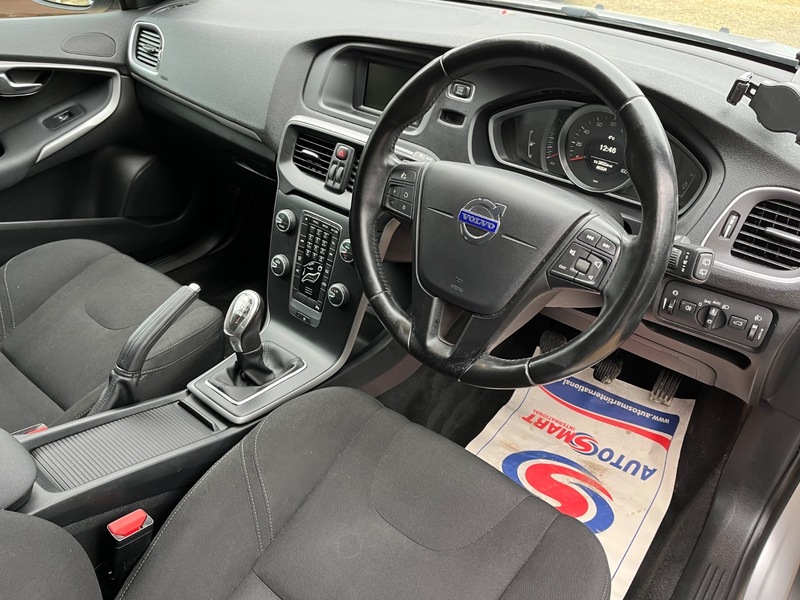 Used Volvo V40 2013 for sale - 77328833: Photo 8