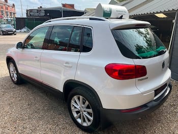 Used Volkswagen Tiguan 2011 for sale - 79629846: Photo