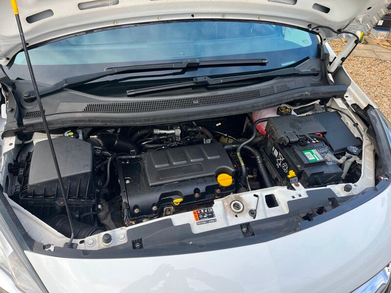 Used Vauxhall Meriva 2017 for sale - 78111543: Photo 11