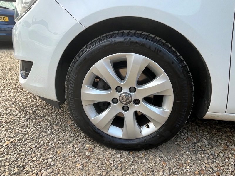 Used Vauxhall Meriva 2017 for sale - 78111543: Photo 3