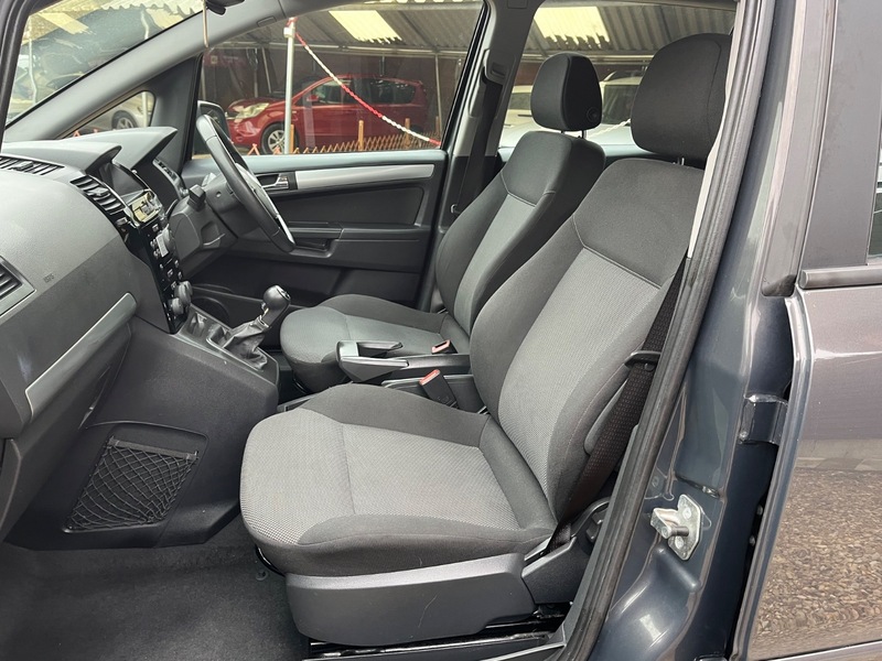 Used Vauxhall Zafira 2014 for sale - 77342359: Photo 4