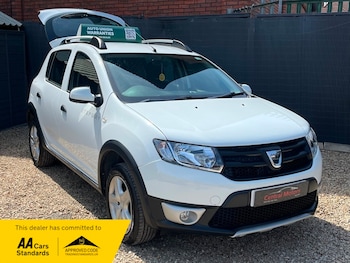 Used Dacia Sandero 2016 for sale - 79409954: Photo