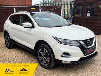 Used Nissan Qashqai 2018 for sale - 78102297: Photo