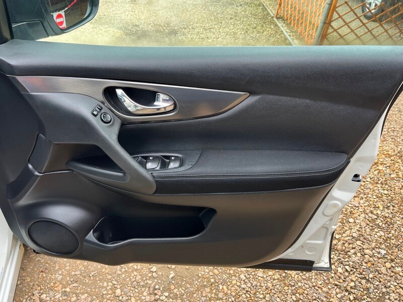 Used Nissan Qashqai 2018 for sale - 78102297: Photo 8